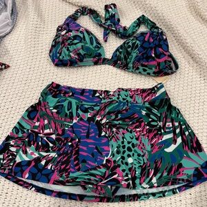 SWIMSUIT Venus Size 10 Bottom, Top D cup.  NWOT